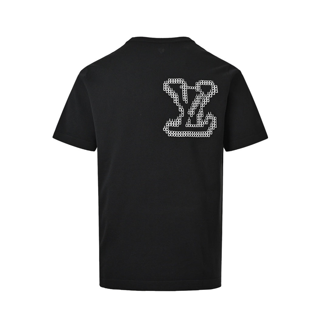 Louis Vuitton Chain-Ring LV Logo Embroidered T-Shirt