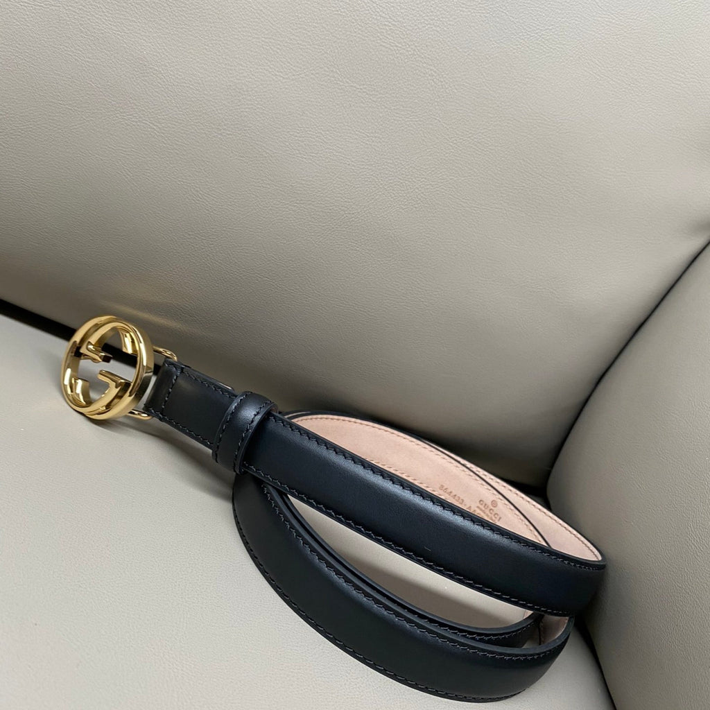 Gucci Women's Leather Belt — Classic GG Buckle