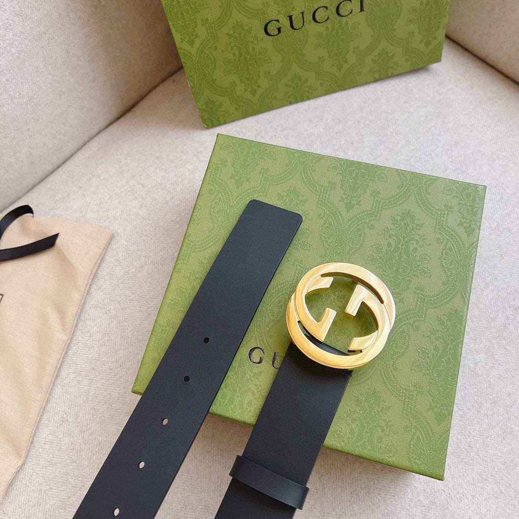 Gucci Men's Leather Belt — Signature GG Hardware