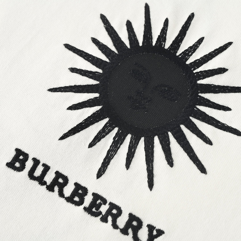 BURBERRY Sun Logo T-shirt