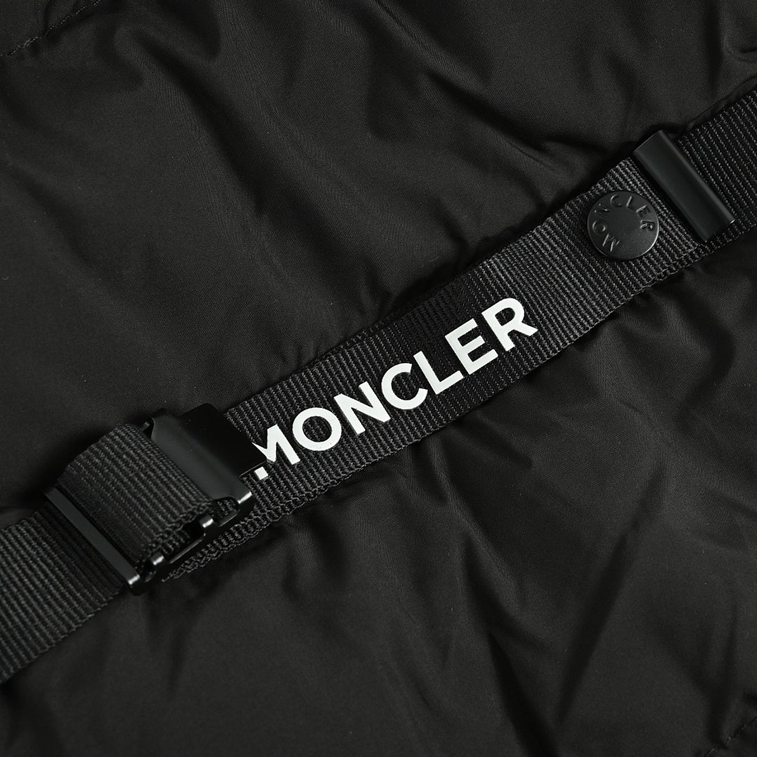Moncler 25FW Hooded Velcro Down Jacket