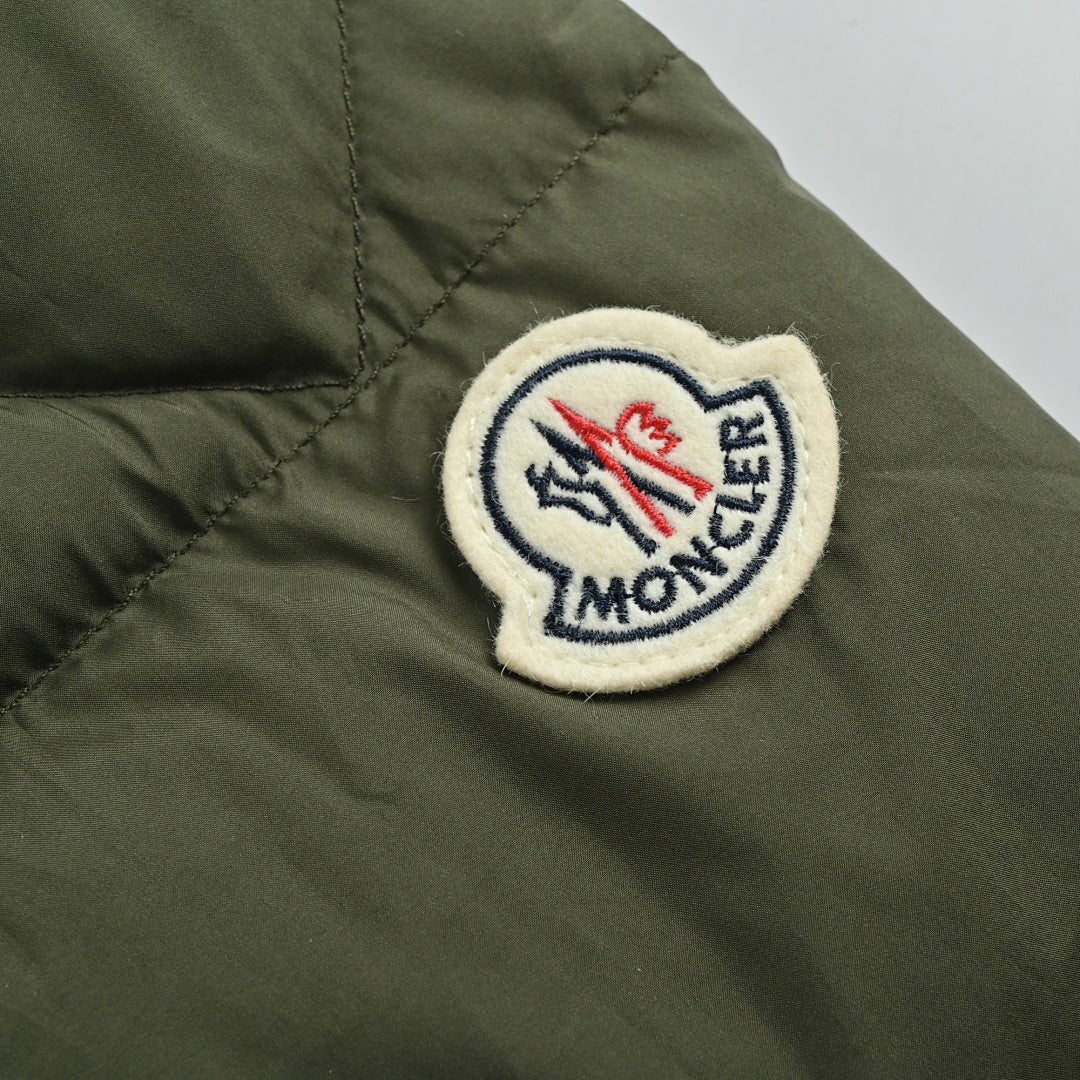 Moncler 25FW Hooded Velcro Down Jacket