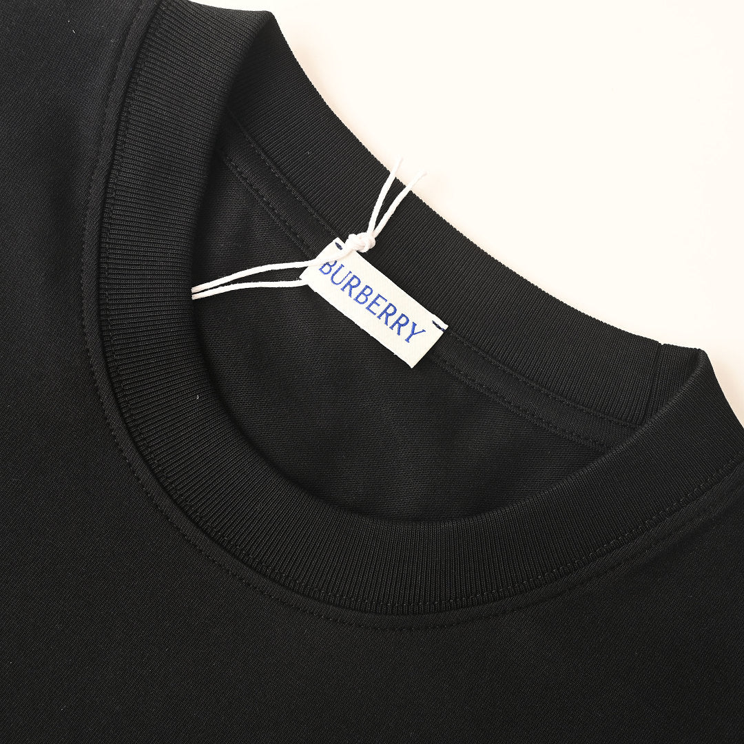 Burberry Short-Sleeve T-Shirt with Pocket & Equestrian Knight Embroidery