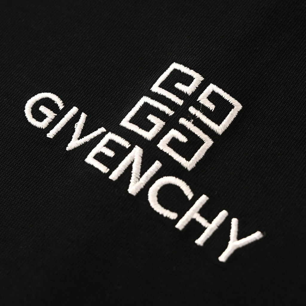 Givenchy 4G Logo Oversized T-Shirt – black