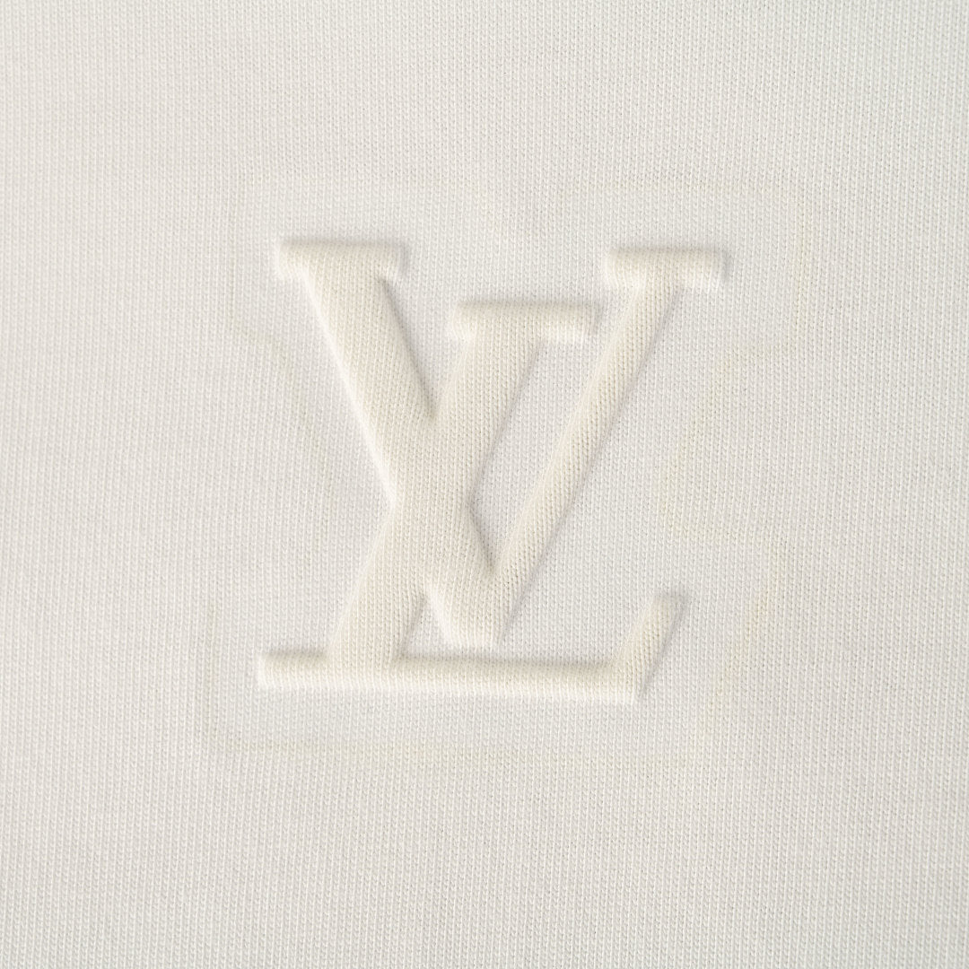 Louis Vuitton Long Sleeve T-Shirt — white