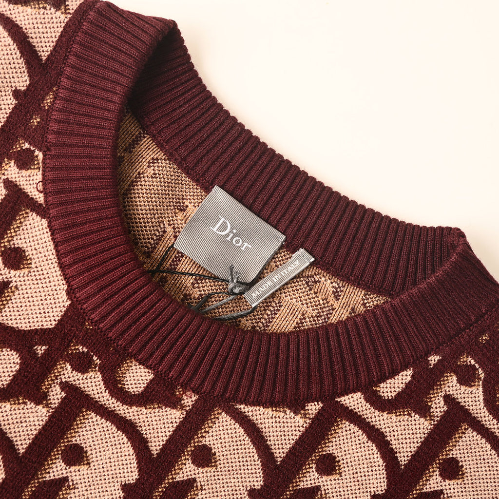 Dior Oblique All-Over Jacquard Knit Crew-Neck Sweater in Bordeaux & Blush