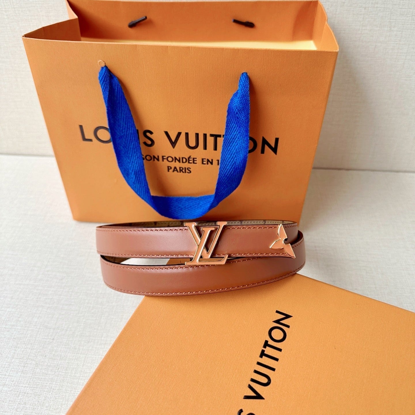 The LV Monogram Belt – Louis Vuitton’s Icon of Parisian Luxury